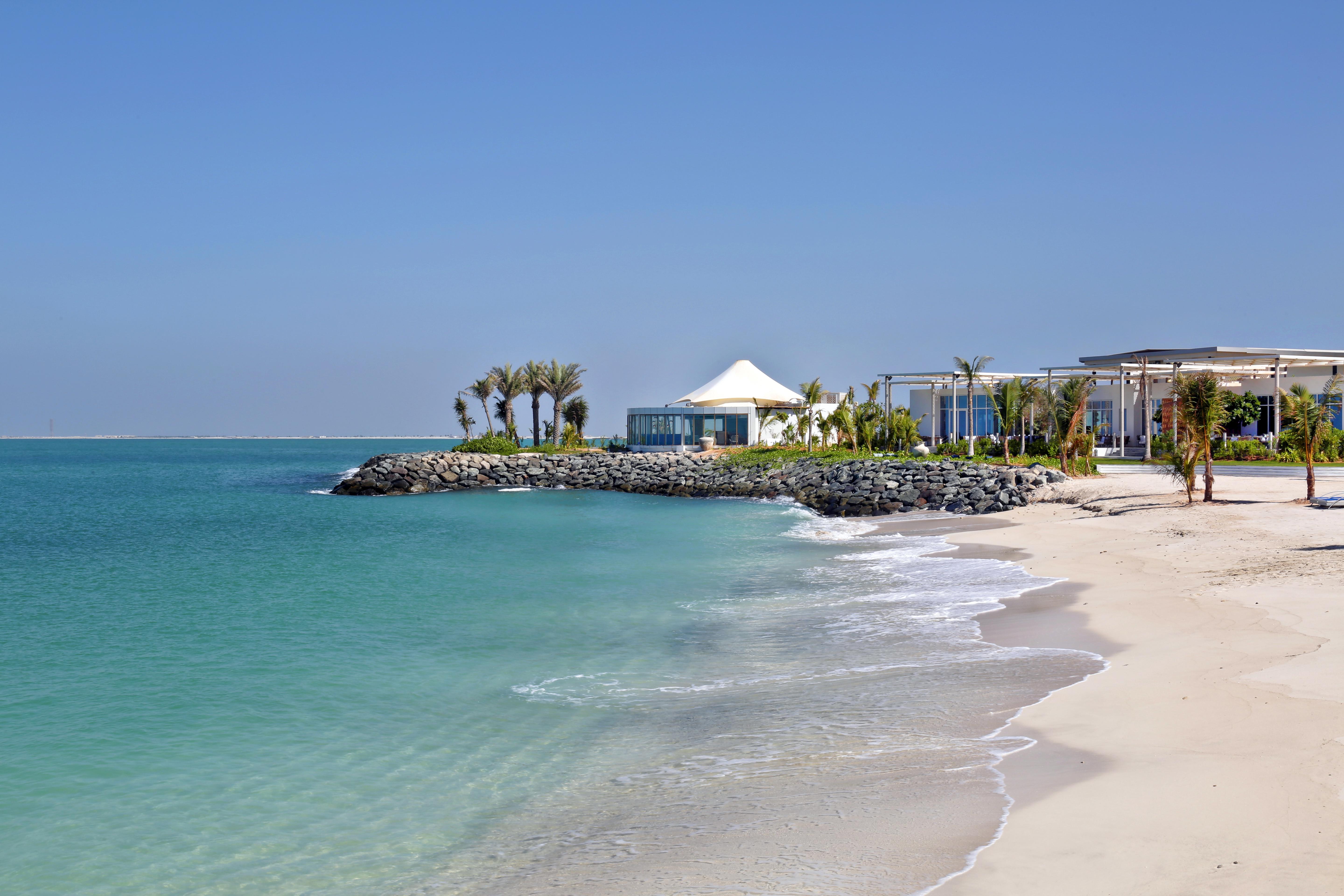 Nurai Island, Saadiyat Hotel Abu Dhabi Buitenkant foto Beach at Jumeirah Beach Club